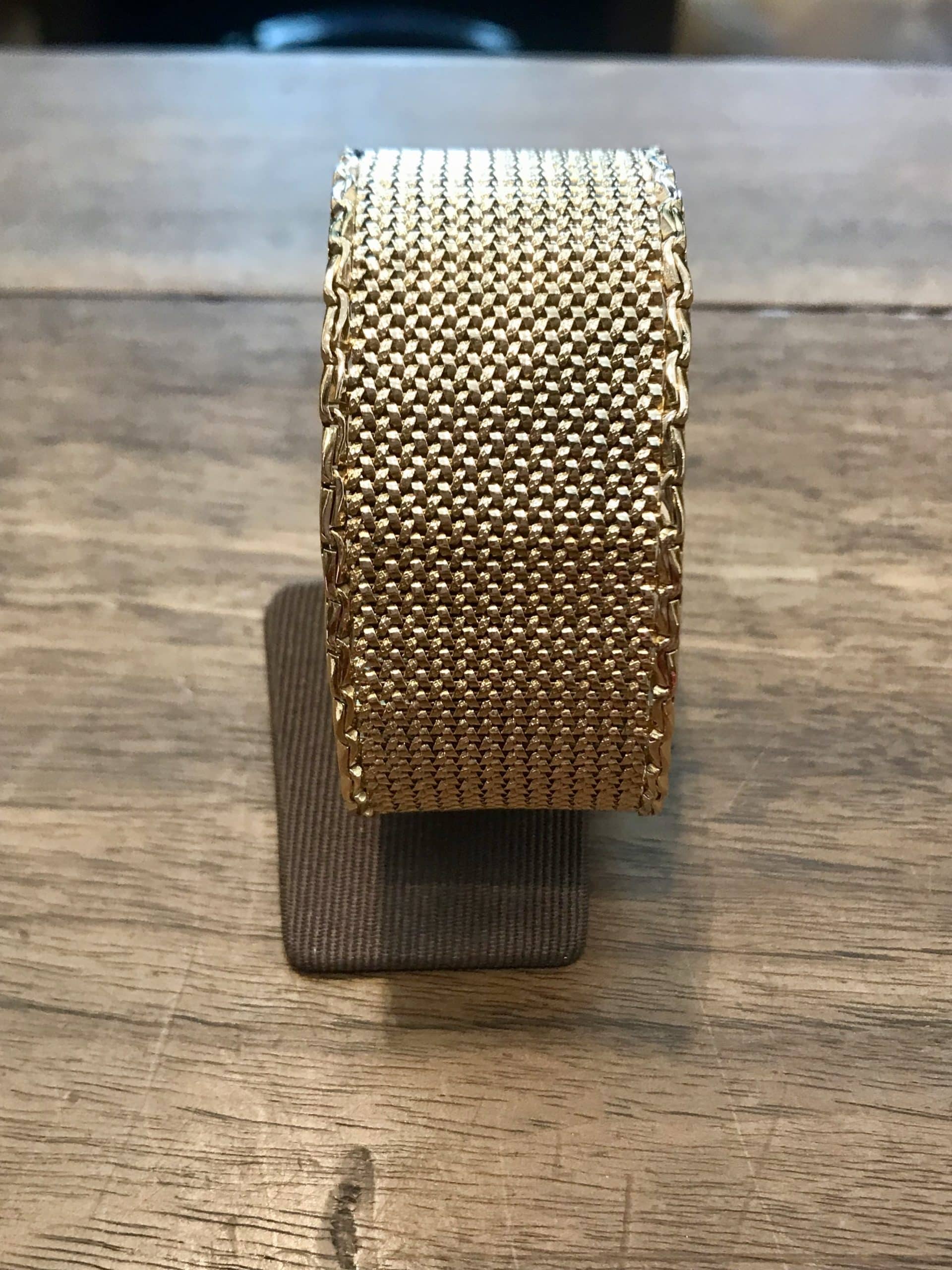 Bracelet Vintage En Métal Doré - Bijou Rétro Chic - Occasion - Fabriqué En France